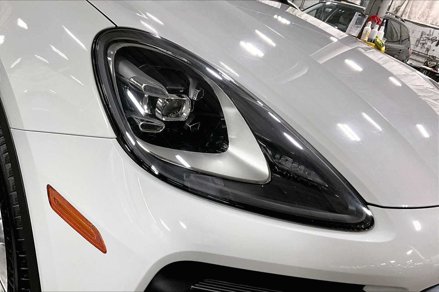 2020 Porsche Cayenne photo 24