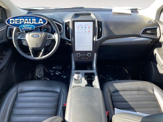 2021 Ford Edge SEL photo 11