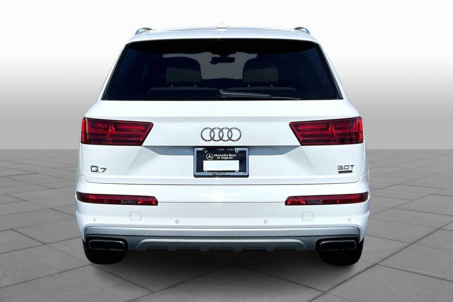 2018 Audi Q7 Premium Plus photo 3