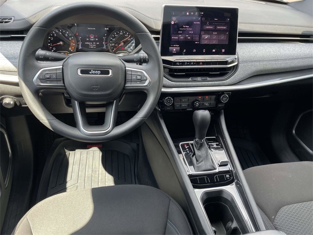2024 Jeep Compass Sport photo 4