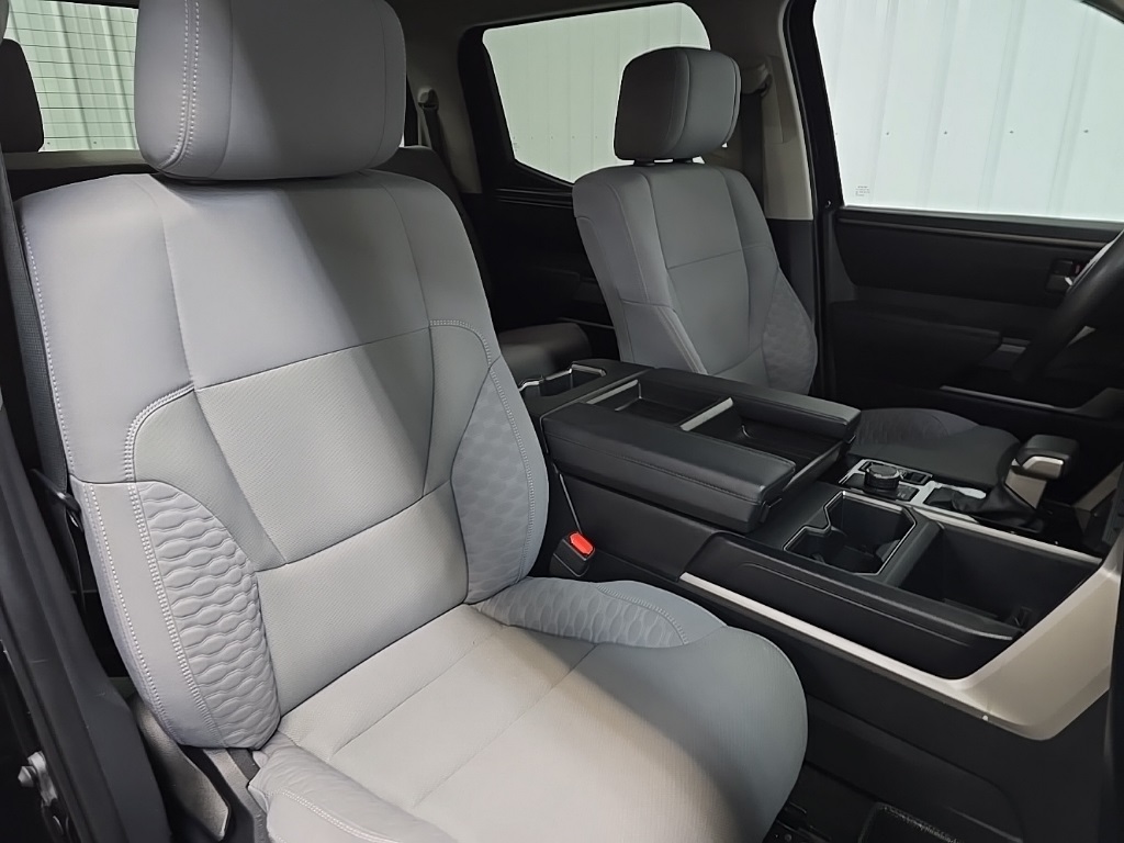 2022 Toyota Tundra SR5 photo 14