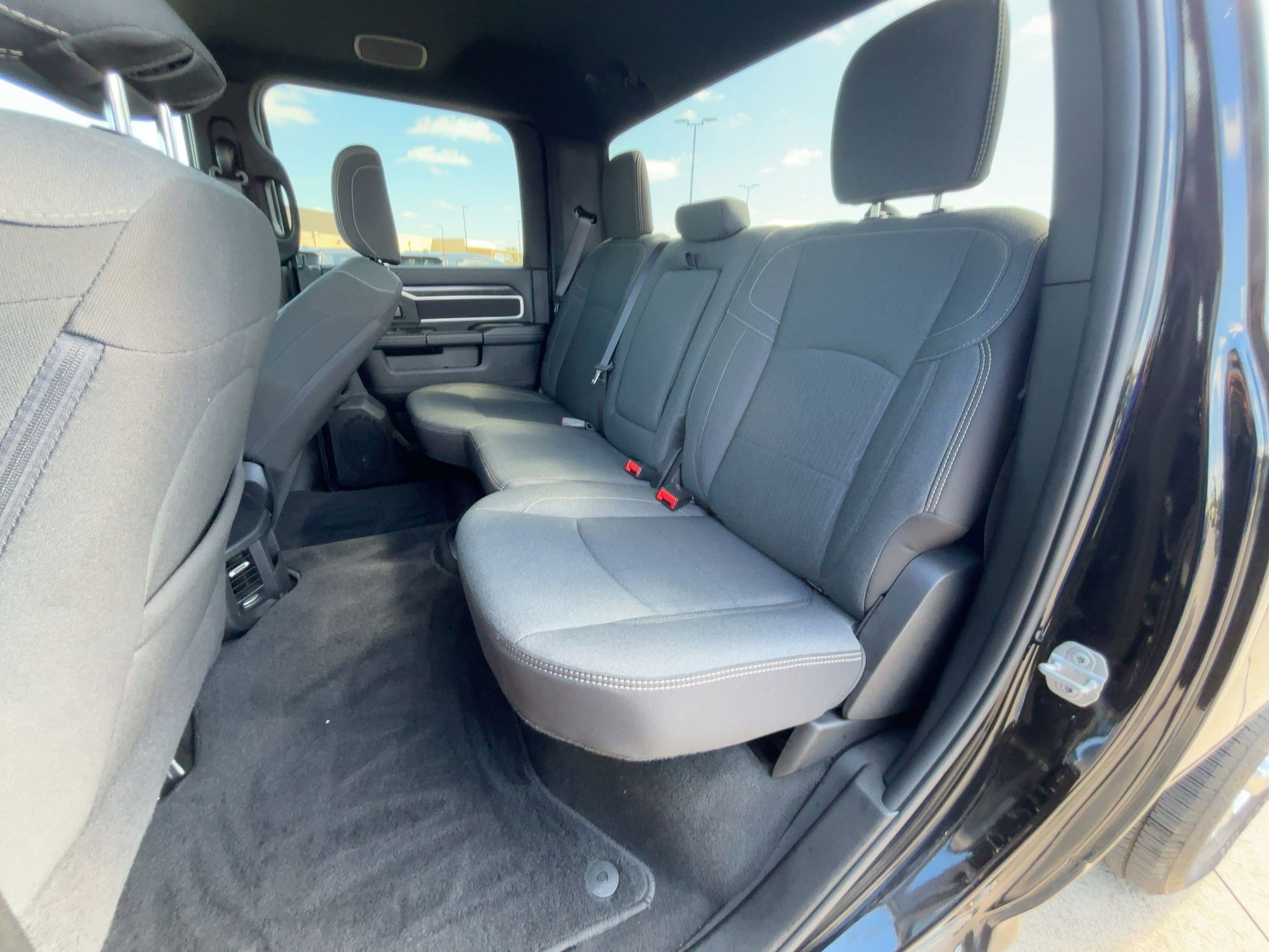 2024 Ram 2500 Big Horn photo 13