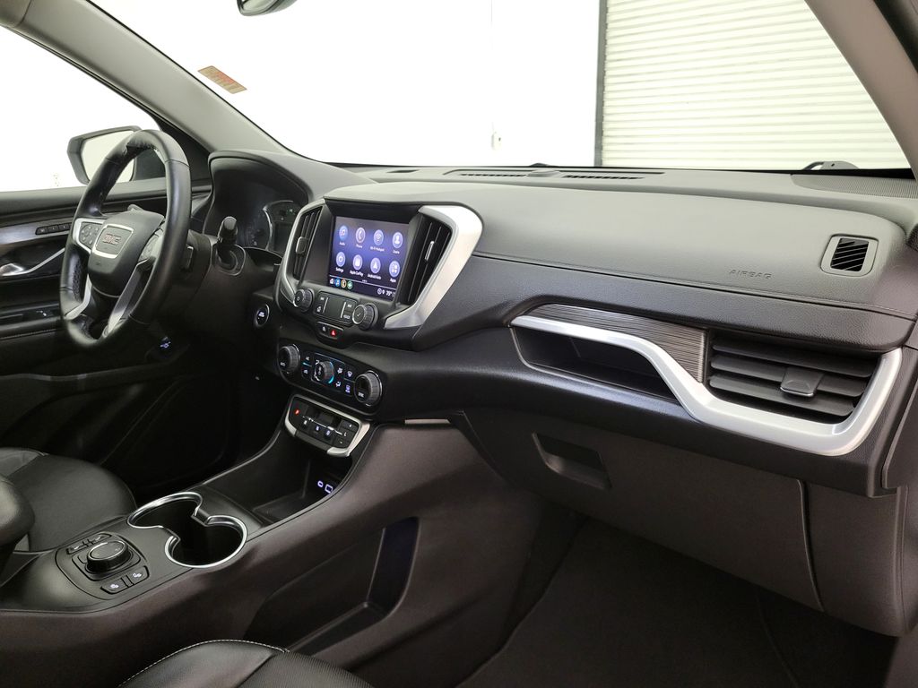 2024 Gmc Terrain SLT photo 29