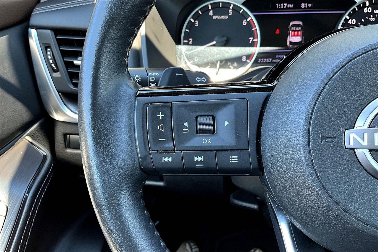 2023 Nissan Rogue SV photo 26