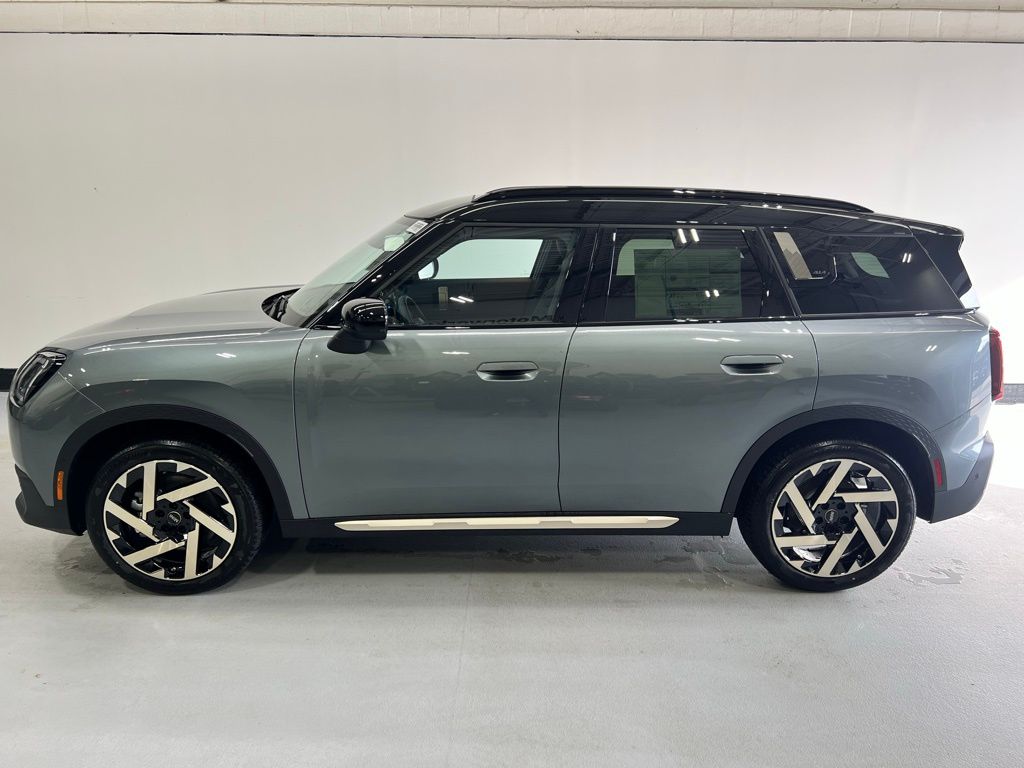 Used 2025 MINI Countryman S with VIN WMZ23GA03S7R36860 for sale in Golden Valley, Minnesota