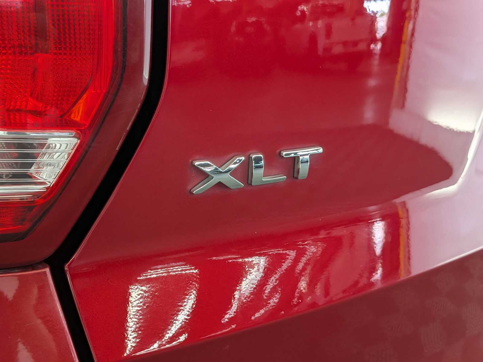 2017 Ford Explorer XLT photo 13