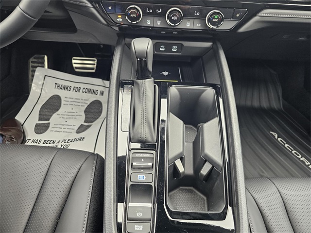 2025 Honda Accord Hybrid Sport-L photo 21