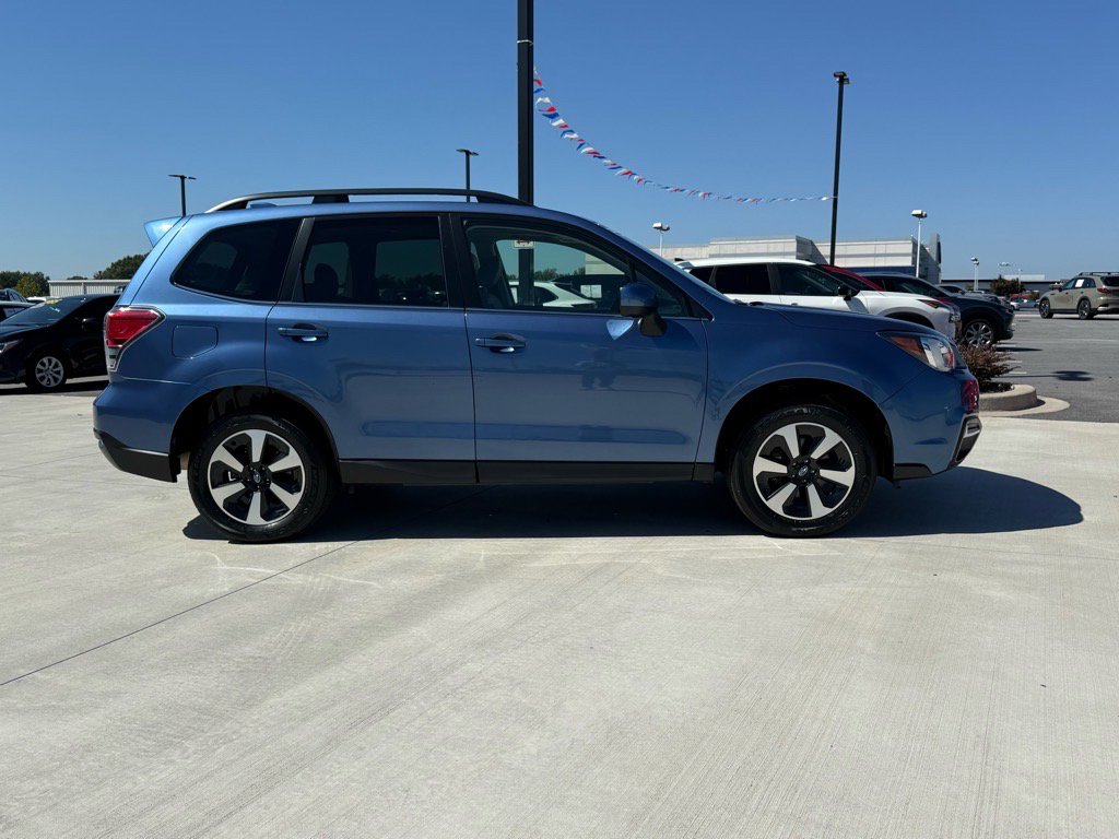 2018 Subaru Forester Limited photo 4