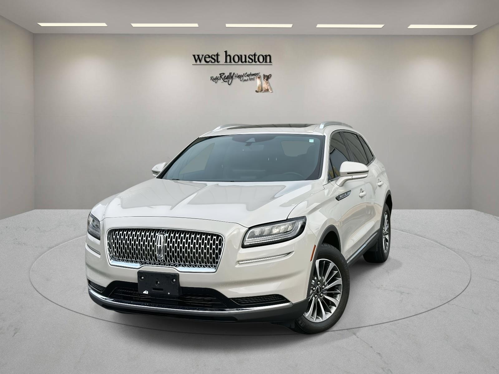 2023 Lincoln Nautilus Reserve's photo