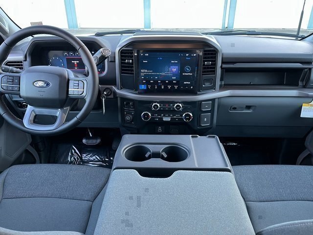2025 Ford F-150 XLT photo 10