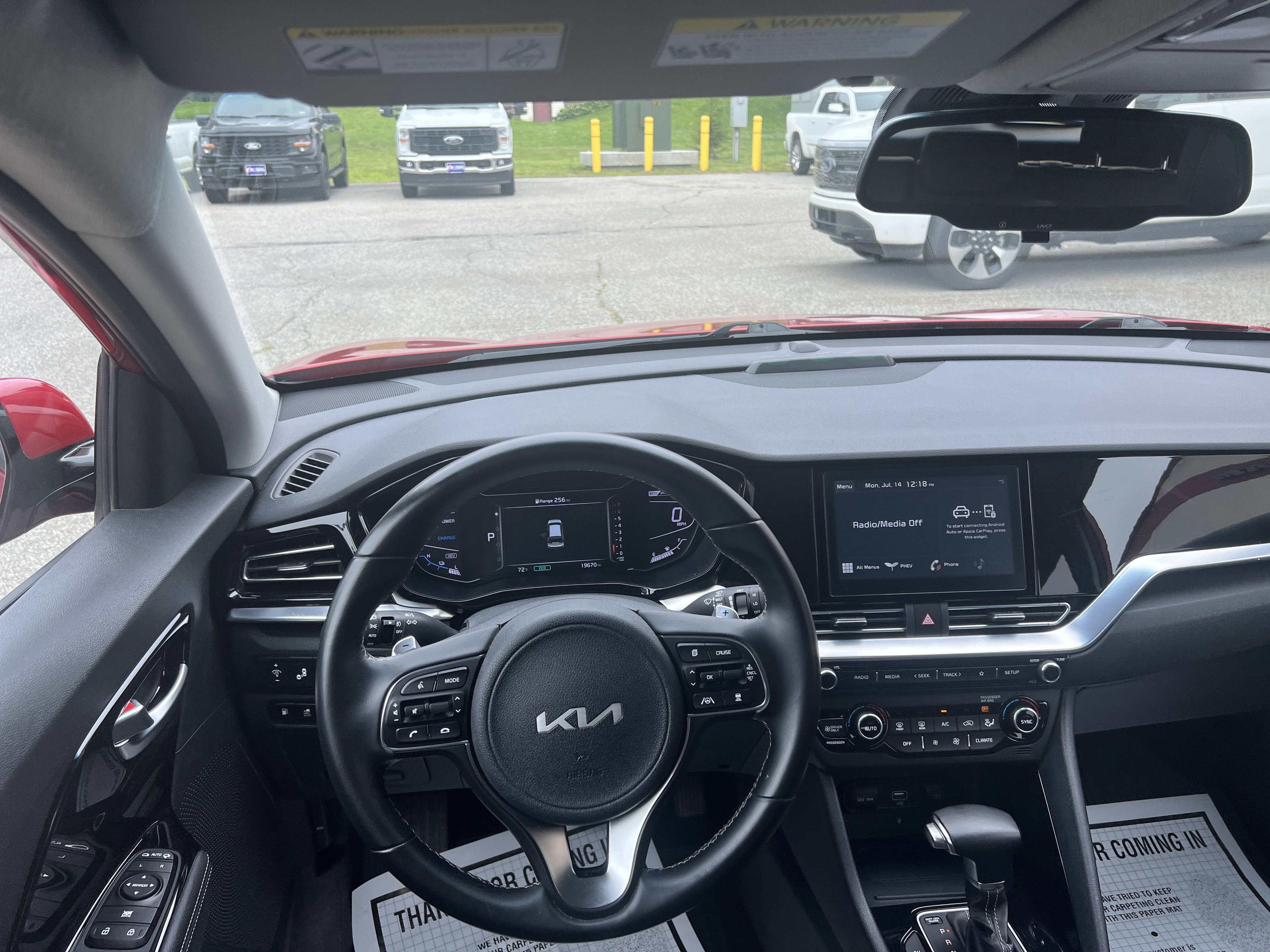 2022 Kia Niro Plug-In Hybrid EX photo 4