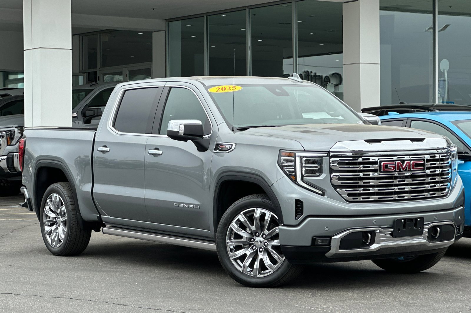 2025 Gmc Sierra 1500 Denali photo 2