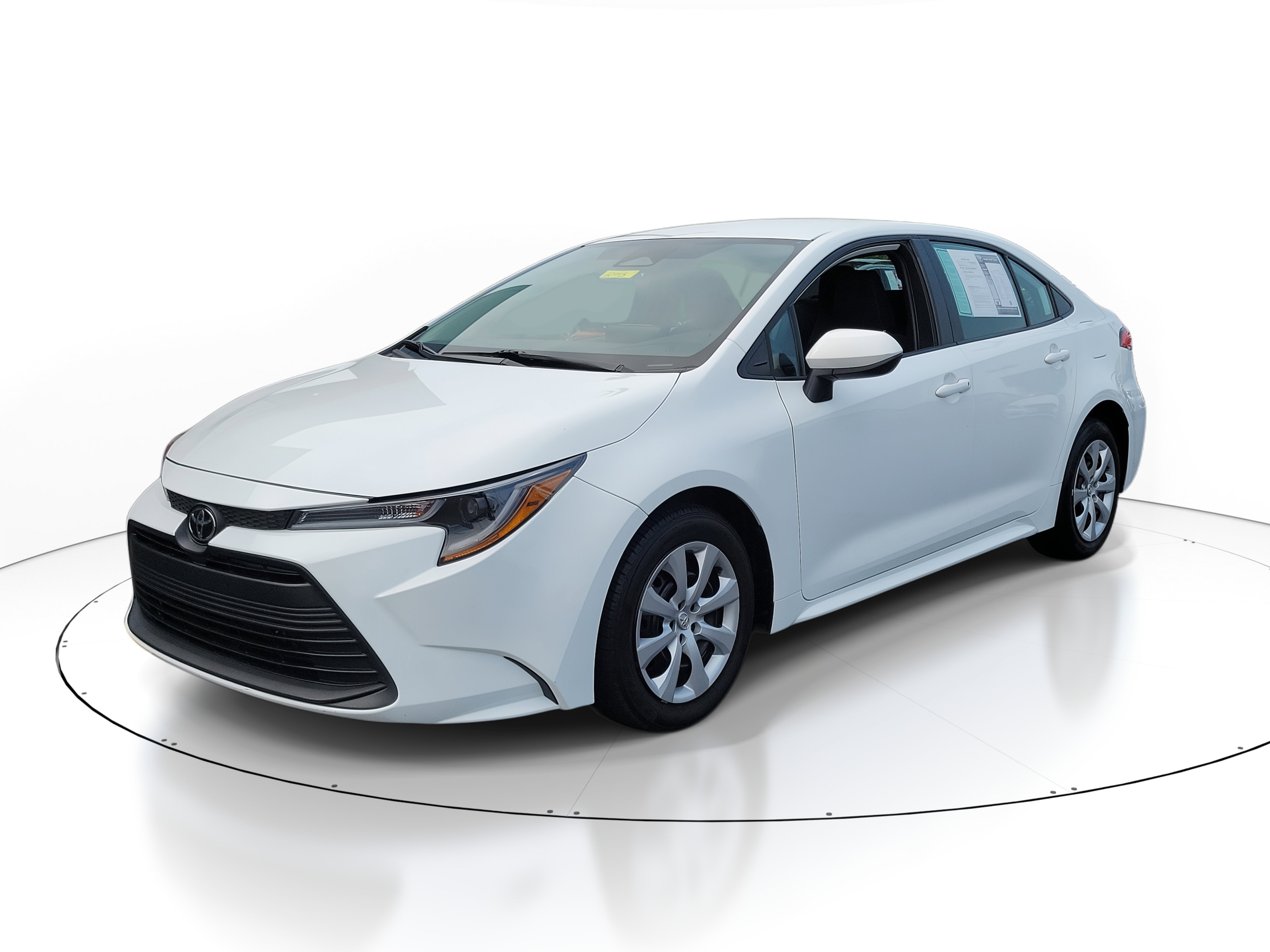 2024 Toyota Corolla LE photo 2