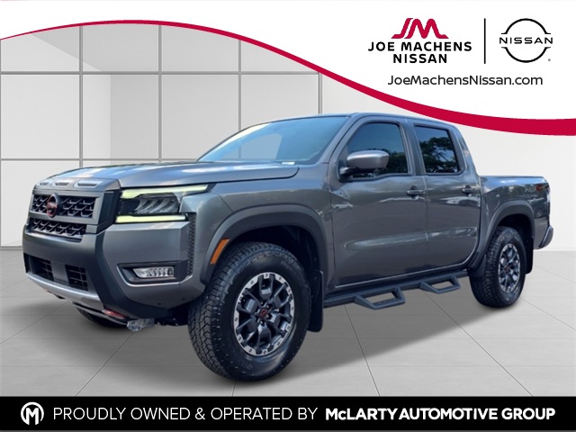 2026 Nissan Frontier PRO-4X's photo