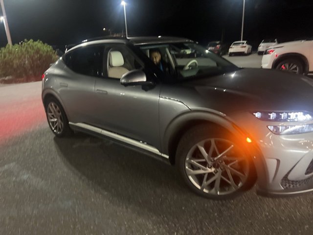 2024 Genesis GV60 AWD Advanced photo 3