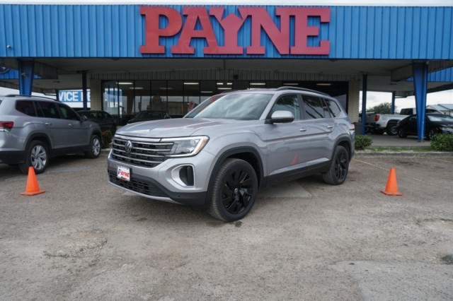 2024 Volkswagen Atlas SE w/Tech's photo