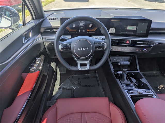 2025 Kia K5 GT-Line photo 14