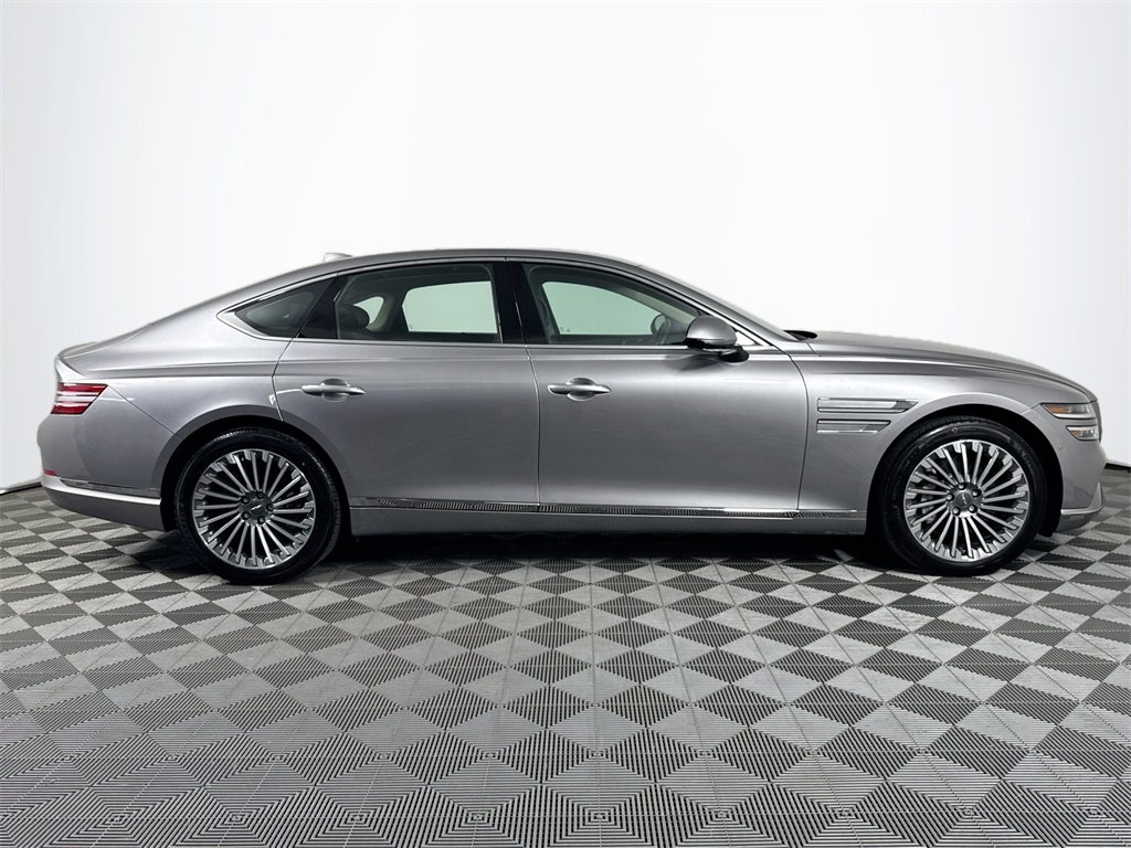 2023 Genesis Electrified G80 photo 5