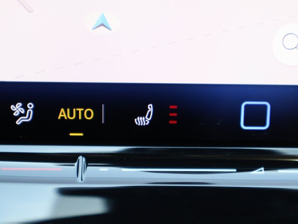 2025 Volkswagen Golf GTI SE photo 23