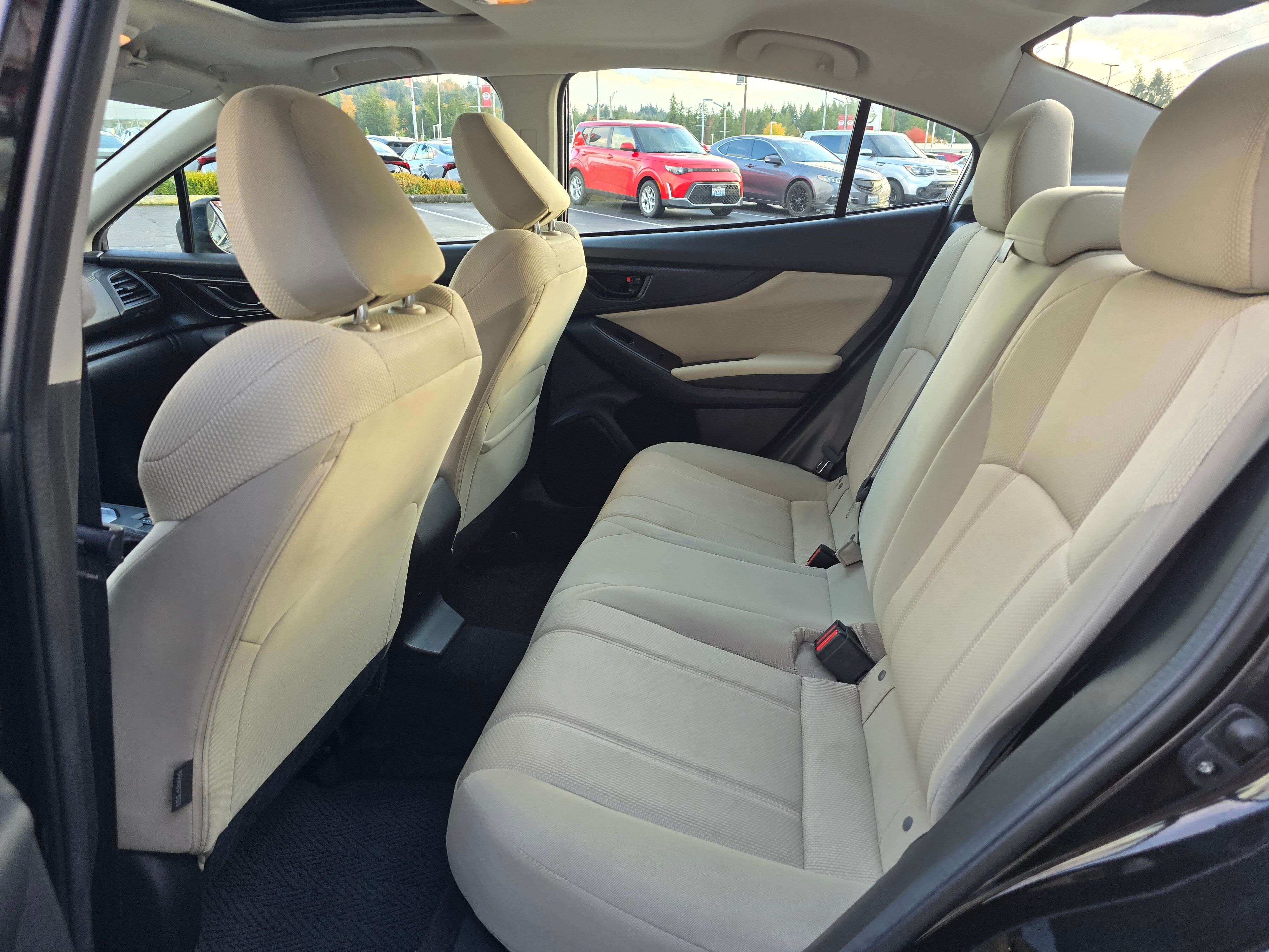 2023 Subaru Impreza Premium photo 2