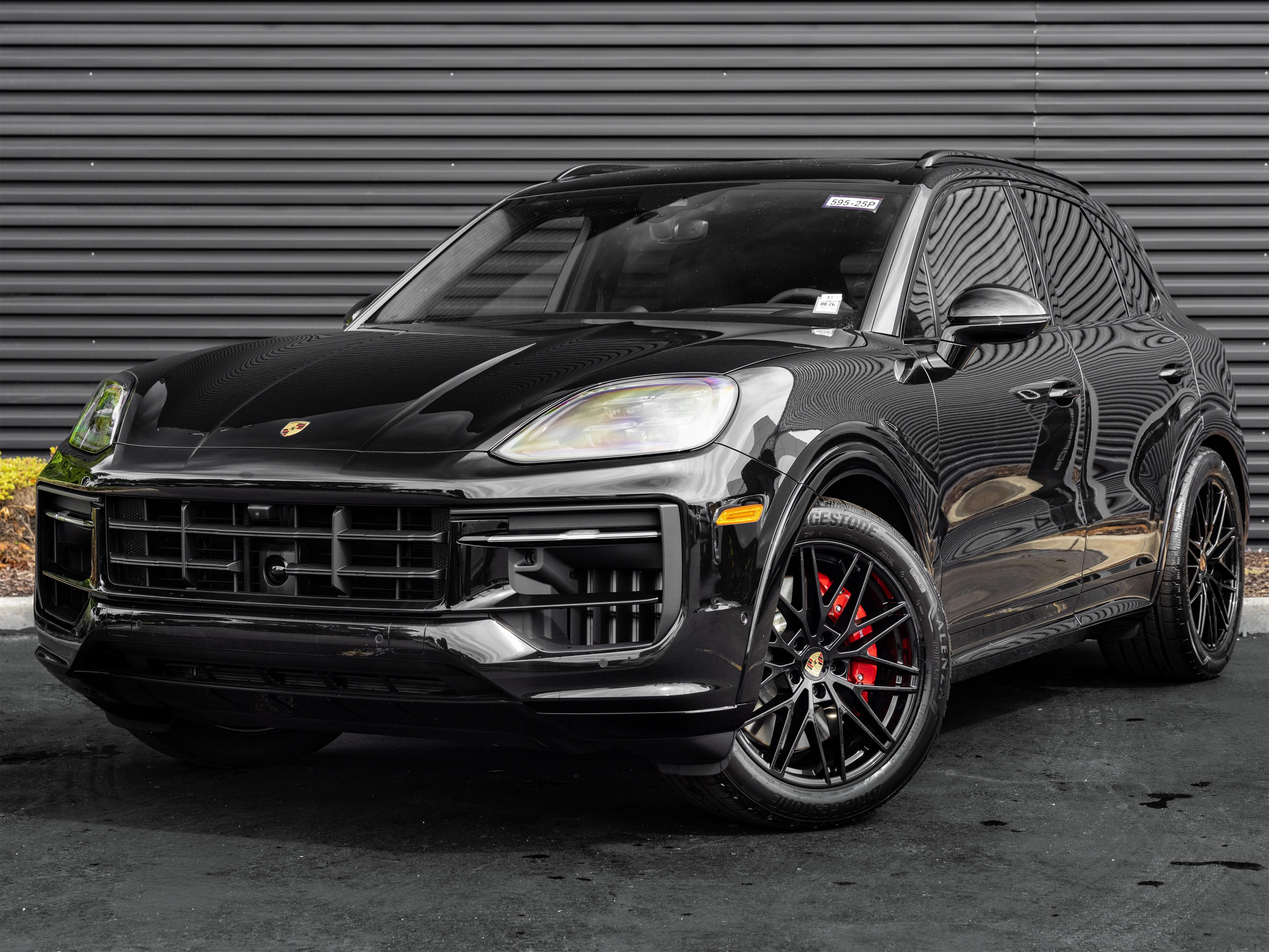 2025 Porsche Cayenne GTS