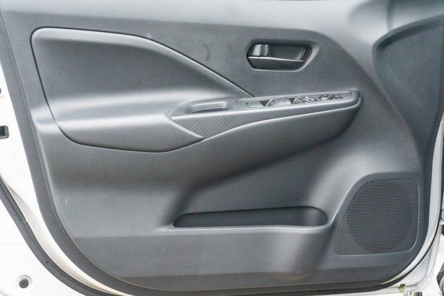 2025 Nissan Versa S photo 9