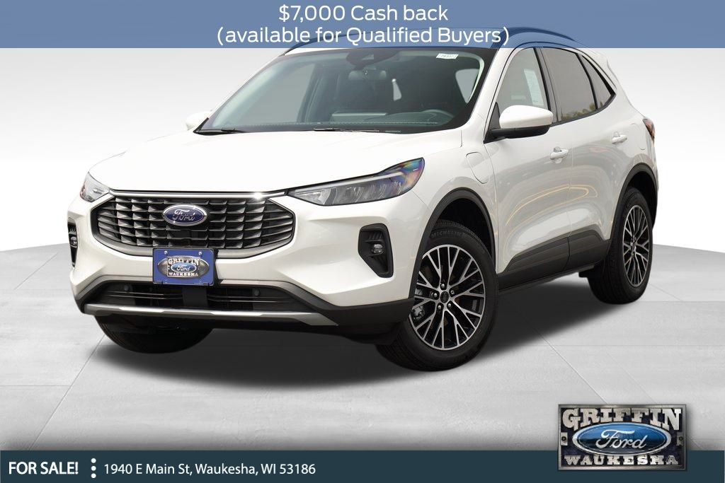 2024 Ford Escape SEL Plug-In Hybrid photo 2
