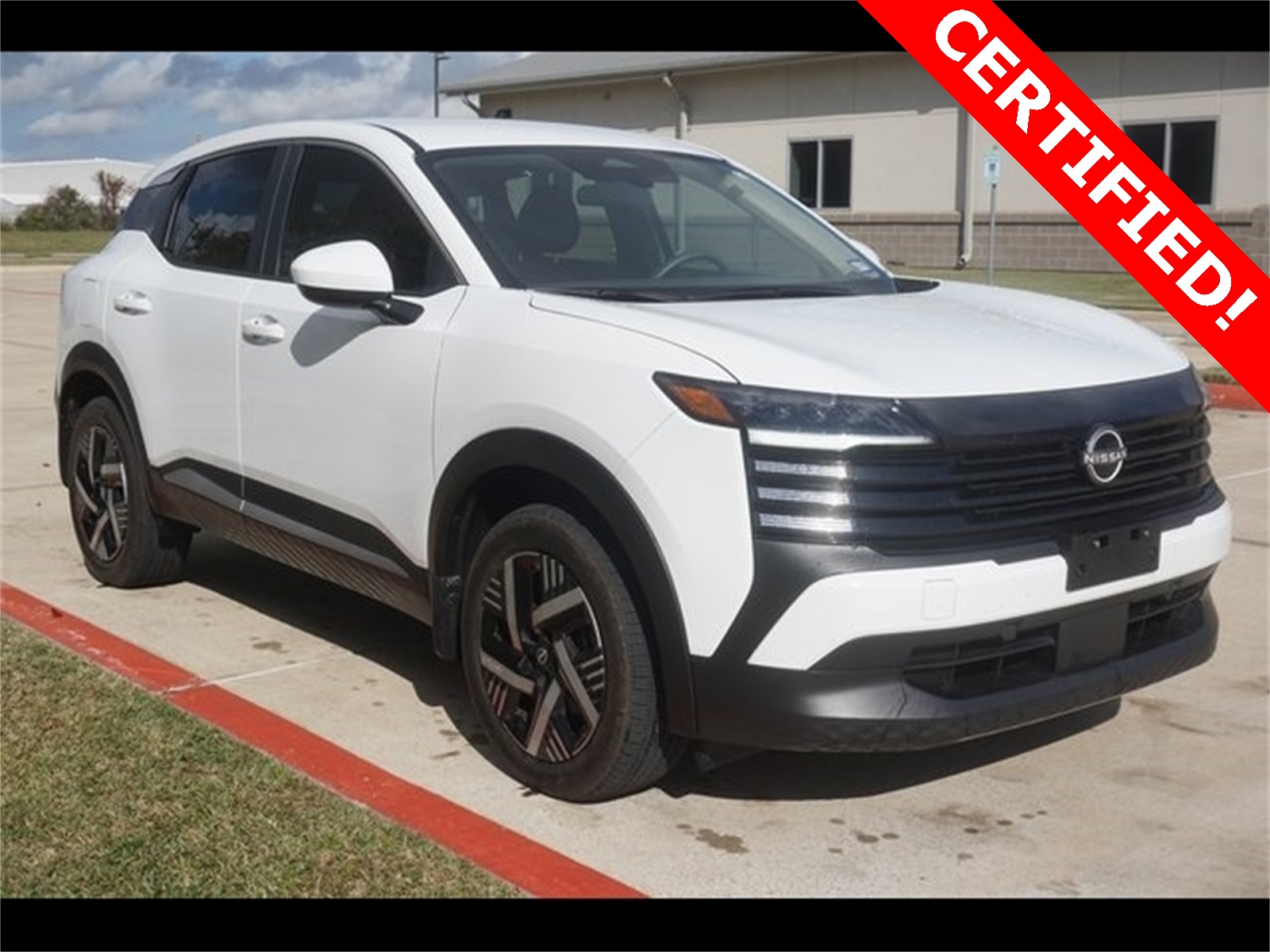 2025 Nissan Kicks SV's photo