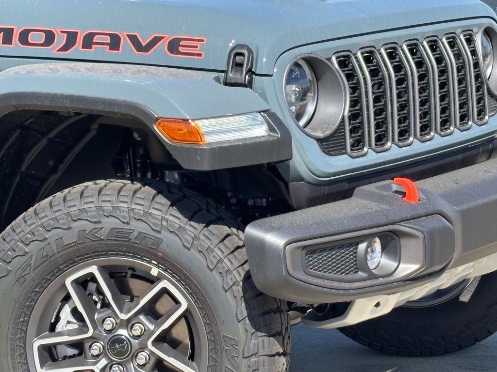 2025 Jeep Gladiator Mojave photo 5