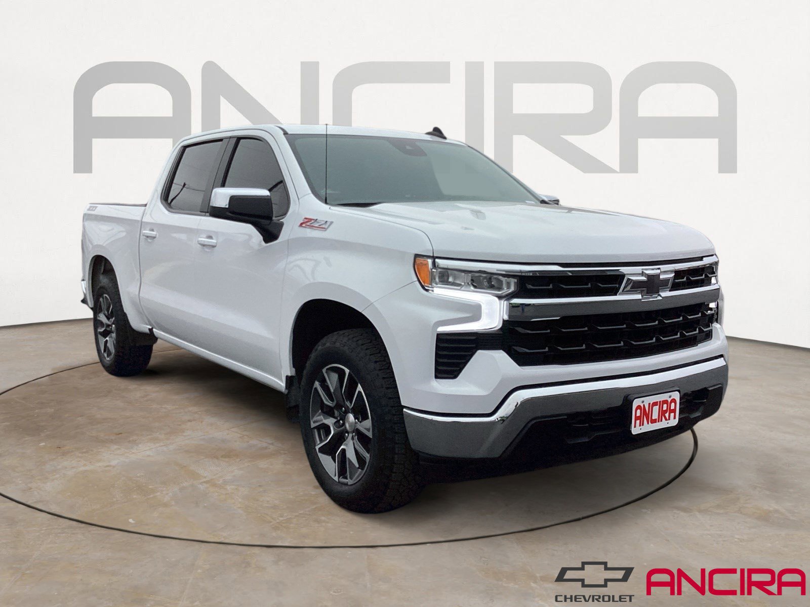 2024 Chevrolet Silverado 1500 LT's photo