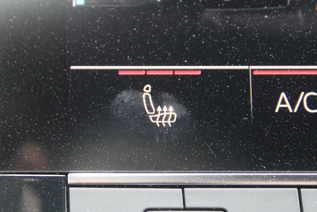 2023 Audi Q8 Premium 55 photo 39