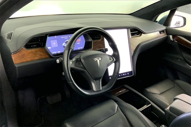2020 Tesla Model X Long Range photo 9
