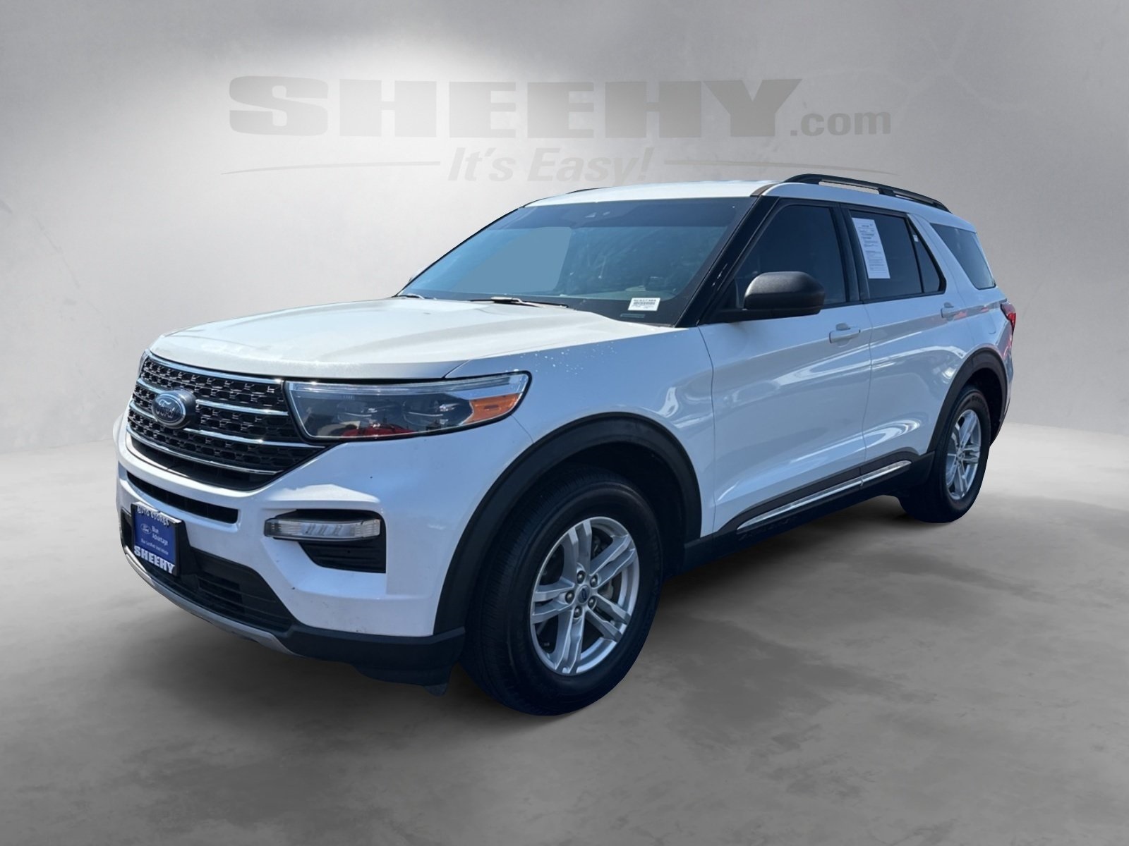 2021 Ford Explorer XLT photo 2