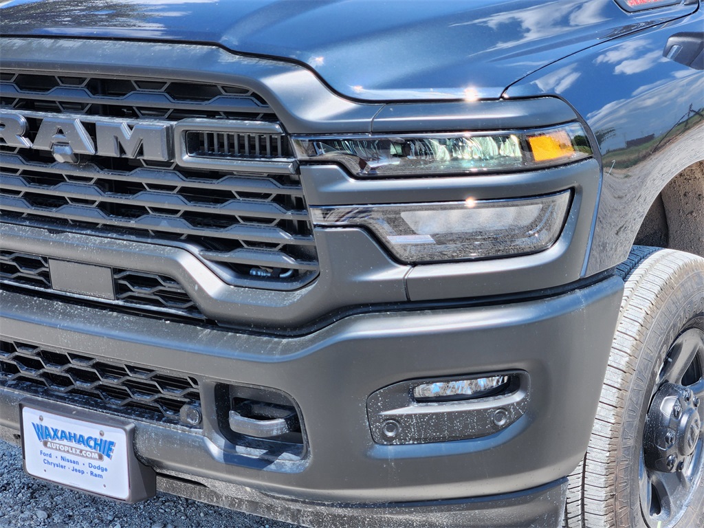 2026 Ram 2500 Tradesman photo 4