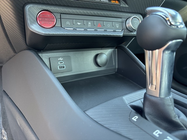 2025 Ford Mustang EcoBoost photo 19