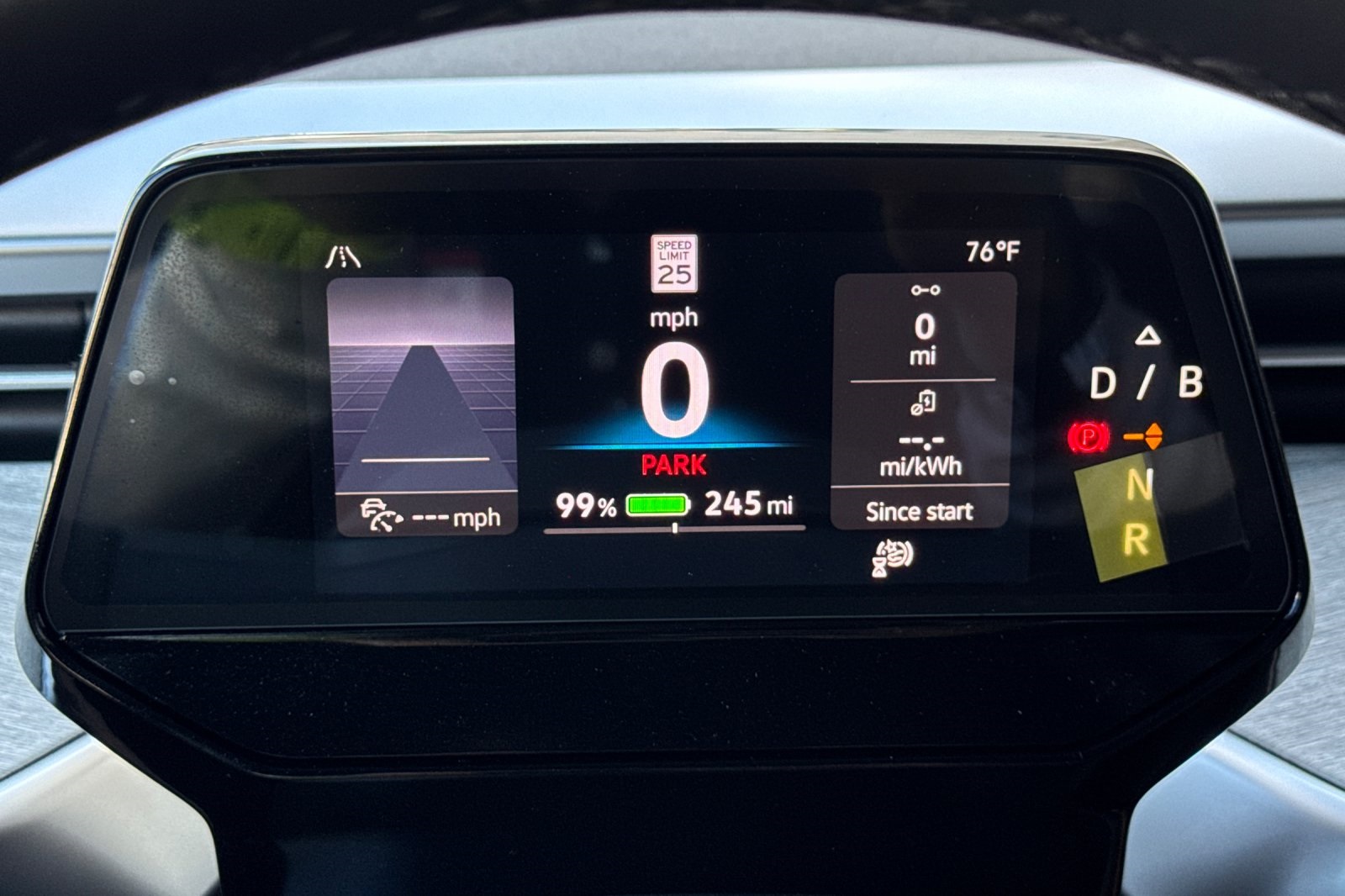 2025 Volkswagen ID. Buzz Pro S photo 23