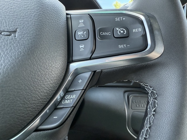 2025 Ram 2500 Laramie photo 22