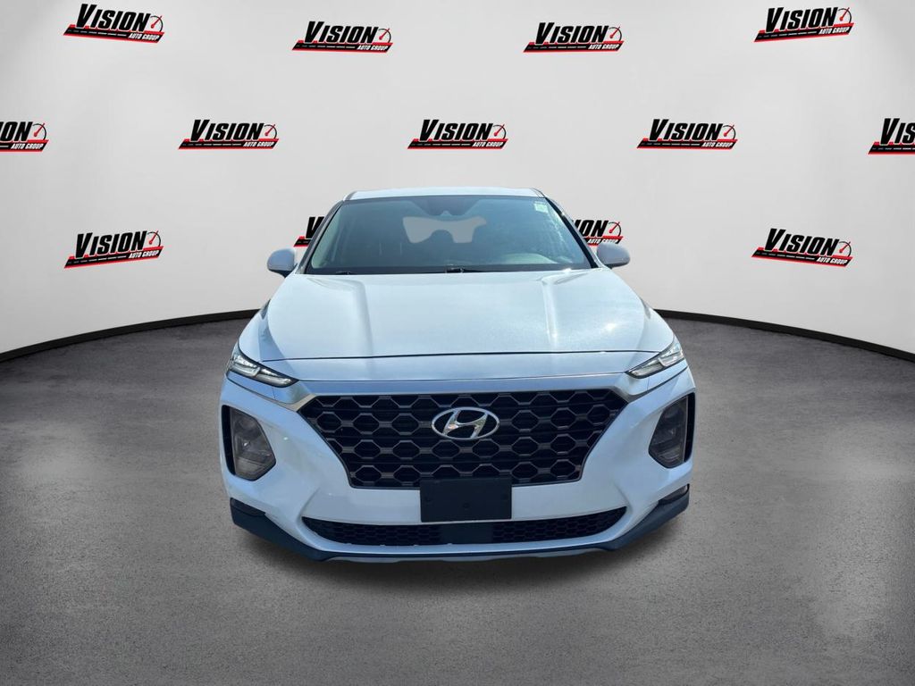 2020 Hyundai Santa Fe SEL photo 2