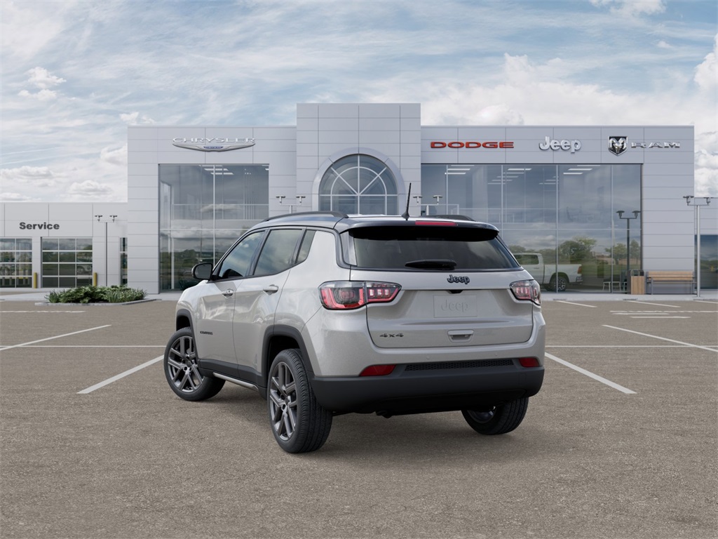 2026 Jeep Compass Limited Altitude photo 3