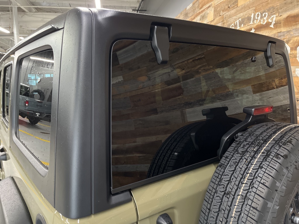2025 Jeep Wrangler Sport S photo 3
