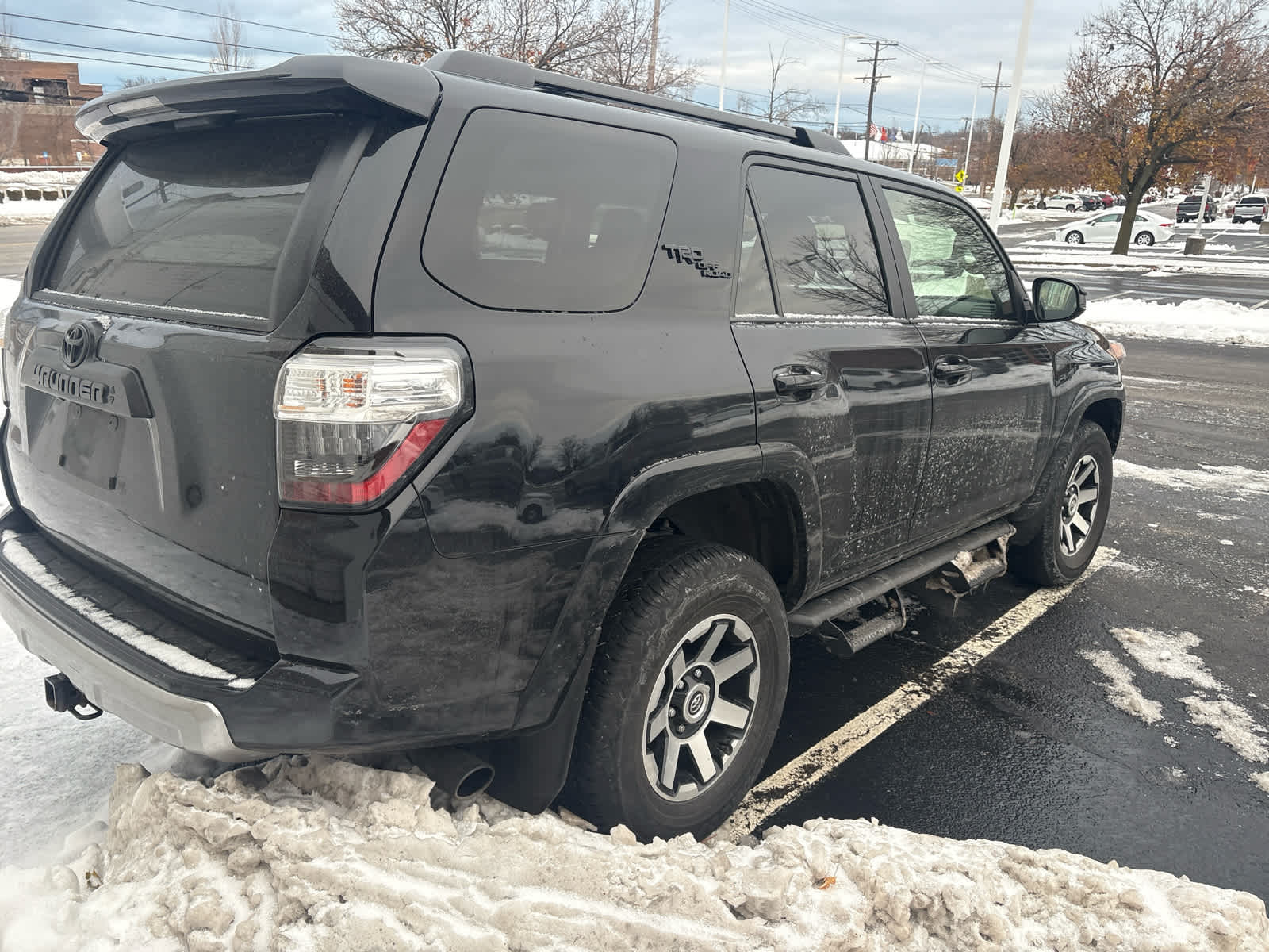 2023 Toyota 4Runner TRD 4WD photo 4