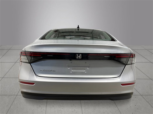 2025 Honda Accord SE photo 4