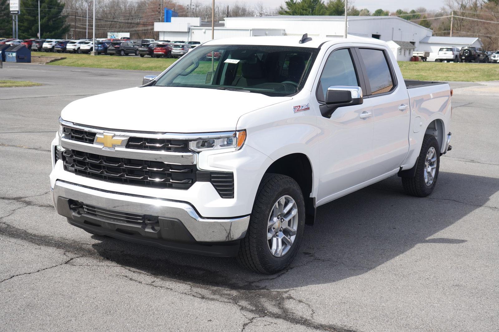2025 Chevrolet Silverado 1500 LT photo 8