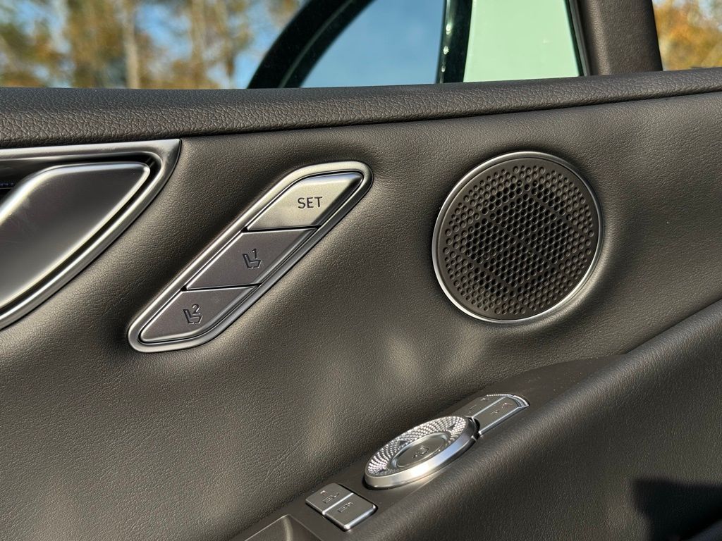 2025 Genesis G80 2.5T AWD photo 22