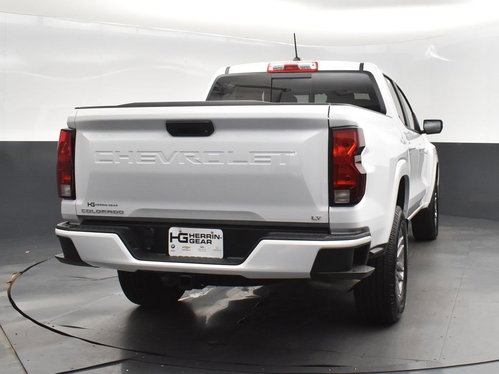 2024 Chevrolet Colorado LT photo 7