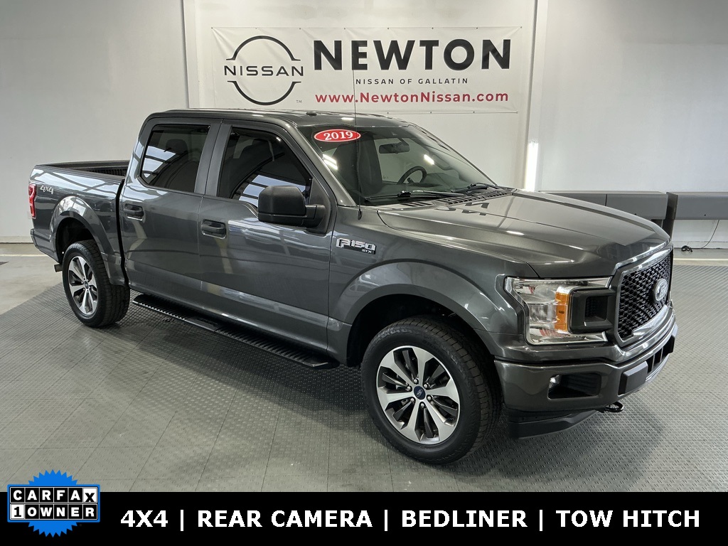 2019 Ford F-150 XL's photo