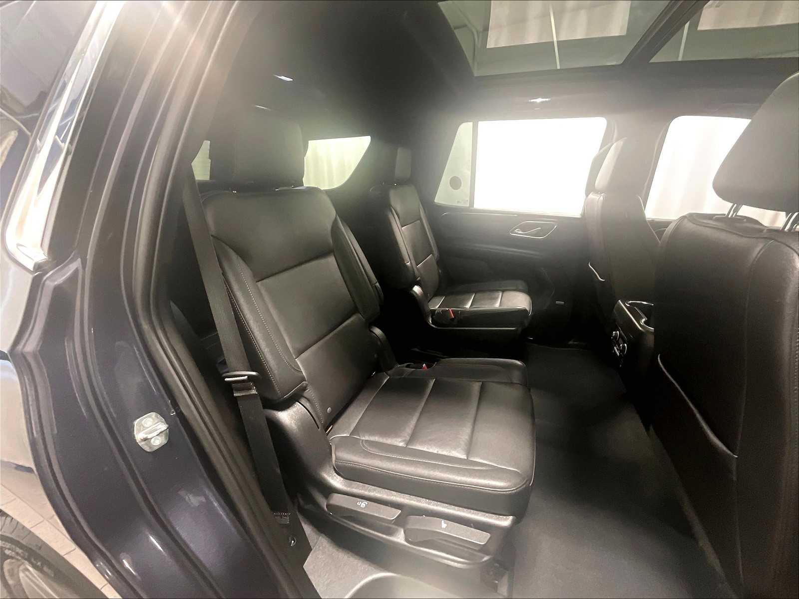 2022 Chevrolet Tahoe LT photo 13