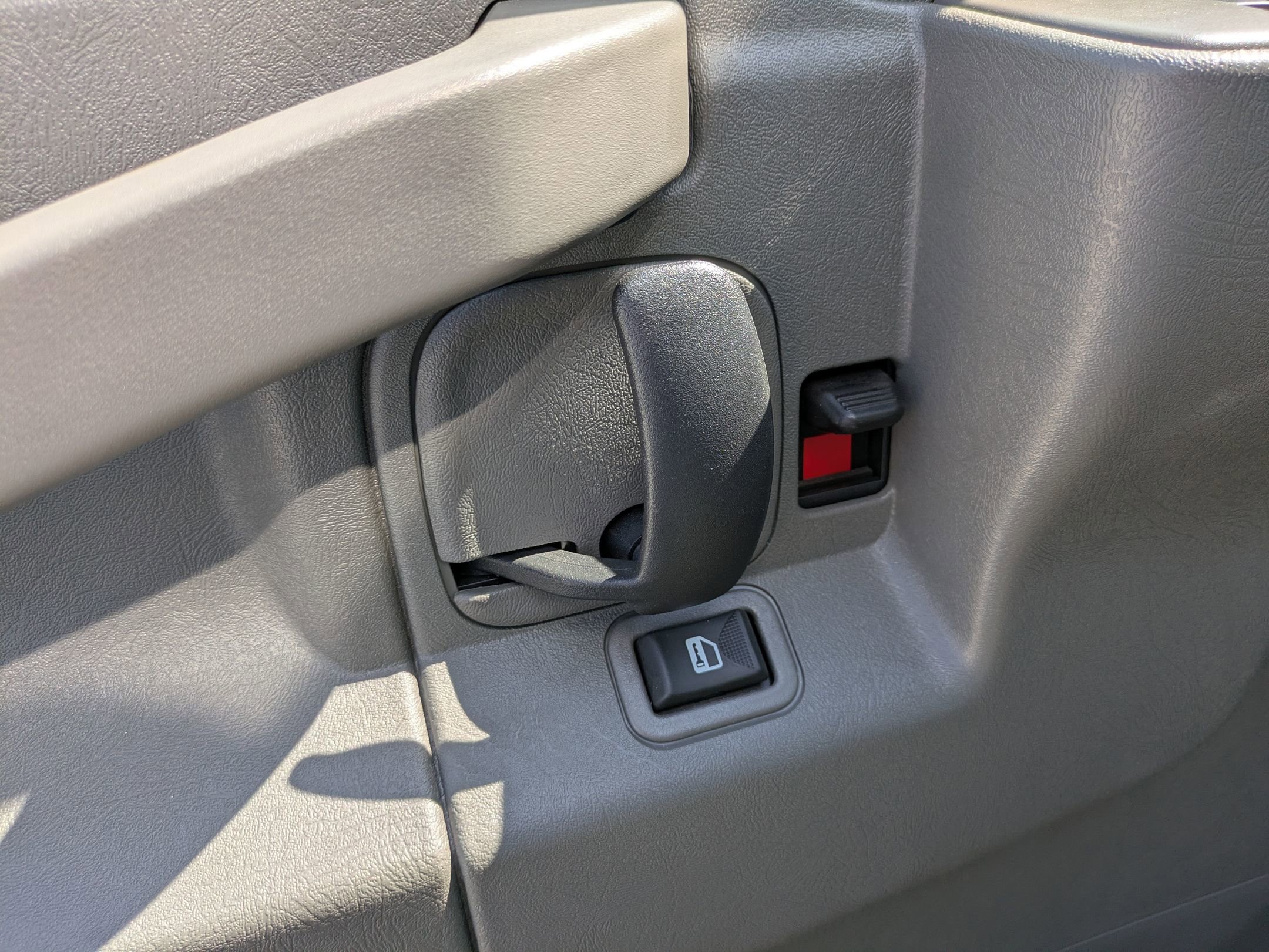 2024 Gmc Savana Cutaway 3500 photo 9