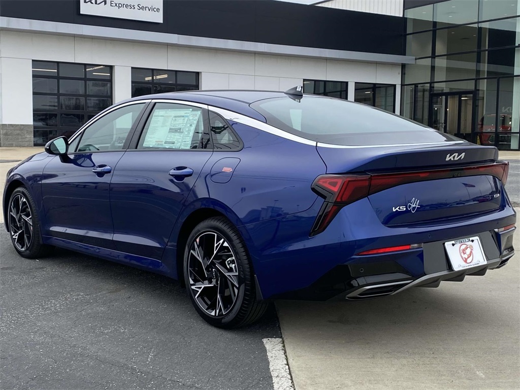 2025 Kia K5 GT-Line photo 6