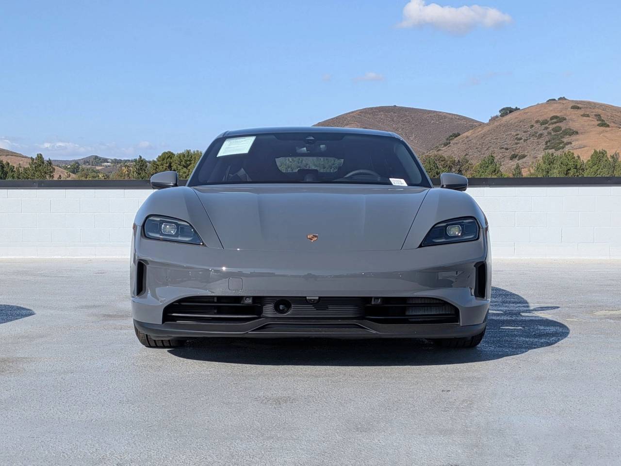 2026 Porsche Taycan Base photo 6